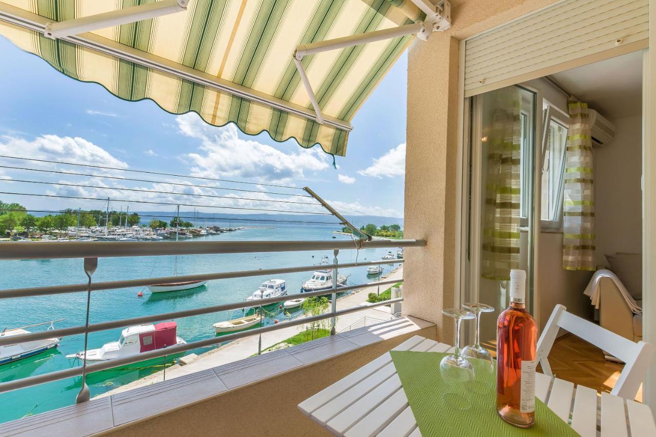 Apartments Cetina オミシュ エクステリア 写真